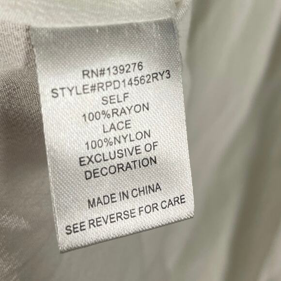 Daniel Rainn, Size Small, White Crochet Blouse, Boho, Illusion Neckline, Lace - Picture 4 of 7